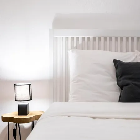 Appartement One Bedroom With Parking & Terrace