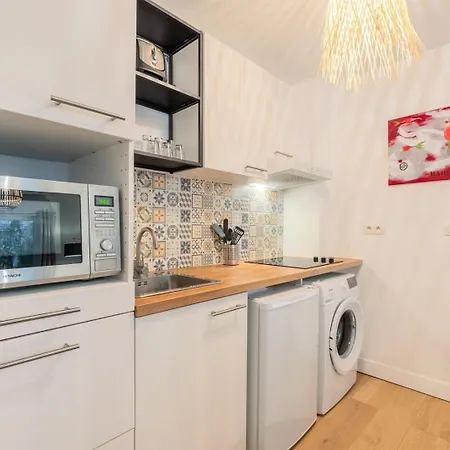 One Bedroom With Parking & Terrace